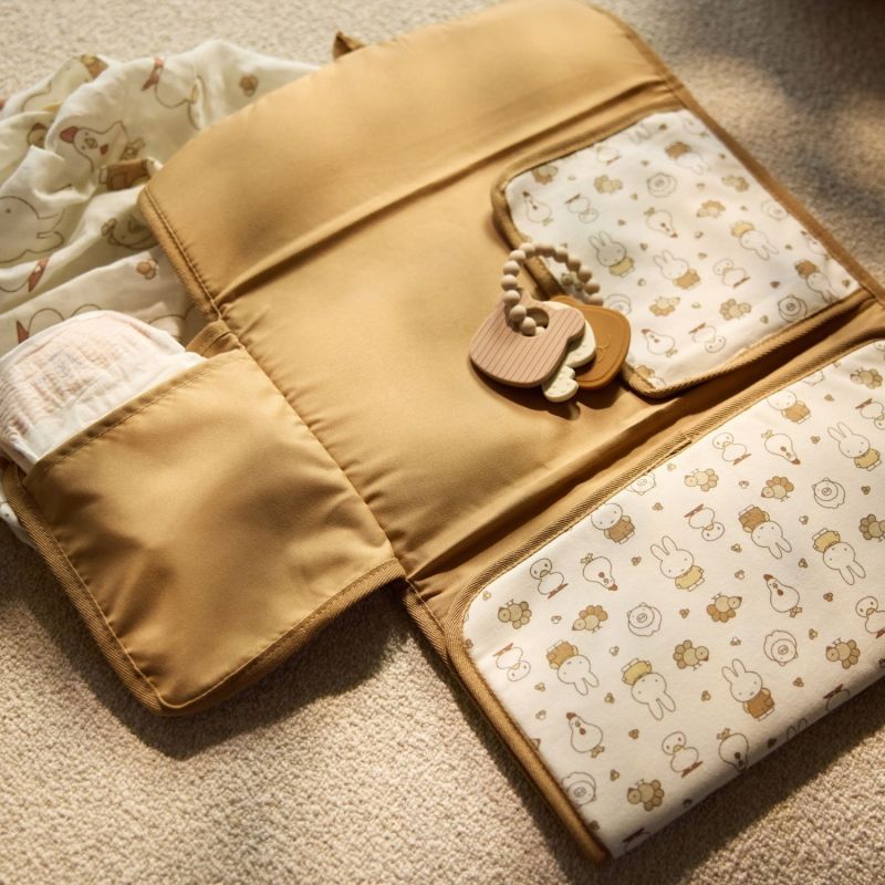 Tapis à langer nomade Miffy Family Farm Jollein Ambiance 7