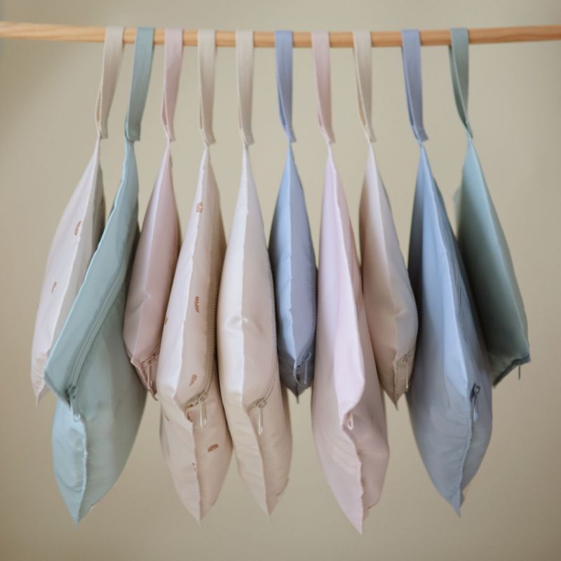 Lot de 2 sacs étanches pour vêtements mouillés Fog Mushie Ambiance 4