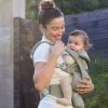 Porte-bébé Omni Deluxe Mesh Soft Olive Ergobaby Ambiance 9