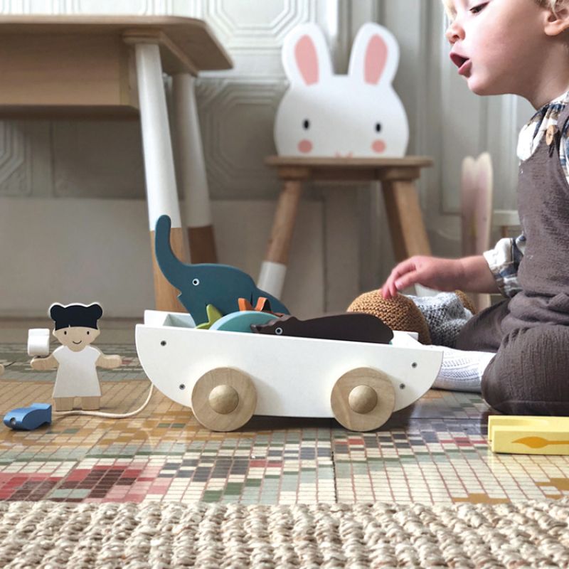 Chaise enfant lapin en bois Tender Leaf Ambiance 6