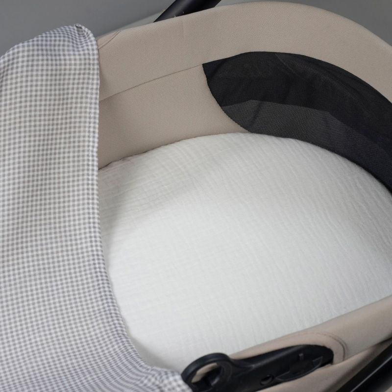 Lot de 2 langes Little Bloom Vichy Gris (70x70 cm) Pasito a pasito Ambiance 2