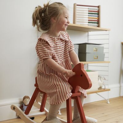 Cheval à bascule rouge orangé Carl Larsson - Reconditionné