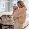 Sac à poussette Crossbody Caetana Sand Walking Mum Ambiance 6