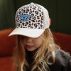 Casquette Léopard Dreamers Club Bleu (6 ans et +)  par Hello Hossy