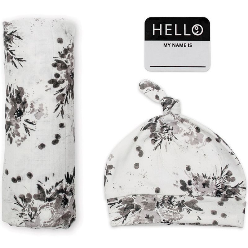 Coffret de naissance en bambou Black Floral avec étiquette Lulujo