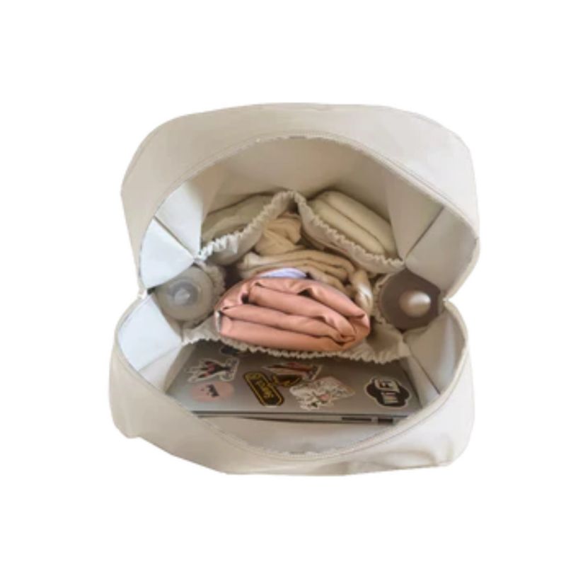 Sac à dos à langer Léopard beige BEBEL Produit ouvert 10