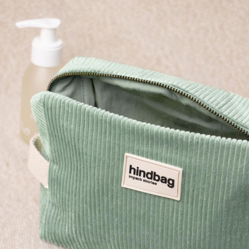 Trousse de toilette Leon Velours Vert d'eau Hindbag Ambiance 2