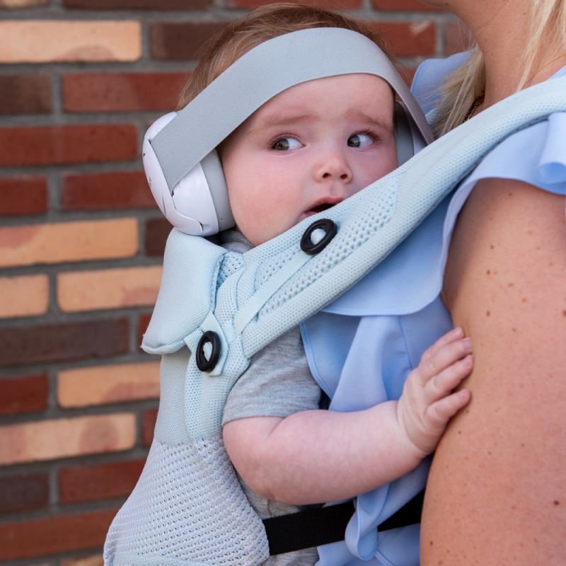 Image d'ambiance de présentation du produit Protection auditive pour bébé - Blanc (0-3 ans) - Dooky