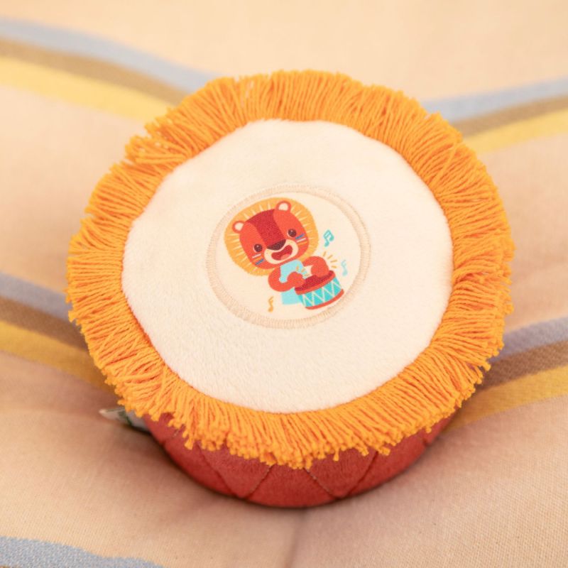 Hochet tambour Lilliputiens Ambiance 2