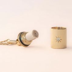 Collier Mon Petit Secret étoilé personnalisable (plaqué or jaune) - Mon Petit Poids
