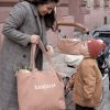 Sac à langer à anses Green Label en coton bio Statement rose  par Lässig 