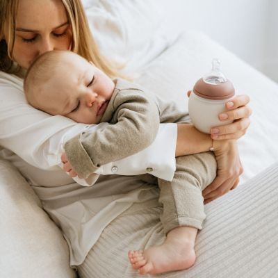 Biberon anti-colique en silicone Blossom (240 ml)