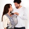 Porte bébé PhysioCarrier V2 Blue Leopard Love Radius Ambiance 9
