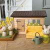 Set de jardin avec lapins et potager en bois Tender Leaf Ambiance 2
