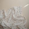 Maxi lange en coton bio Pink Flowers (120 x 120 cm) Mushie Ambiance 2