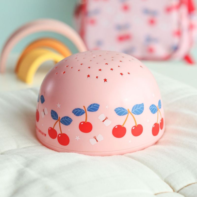 Projecteur d'étoiles Cerises A Little Lovely Company Ambiance 1