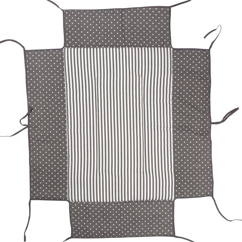 Tour de parc avec tapis molletonné pois gris Lucilee Geuther