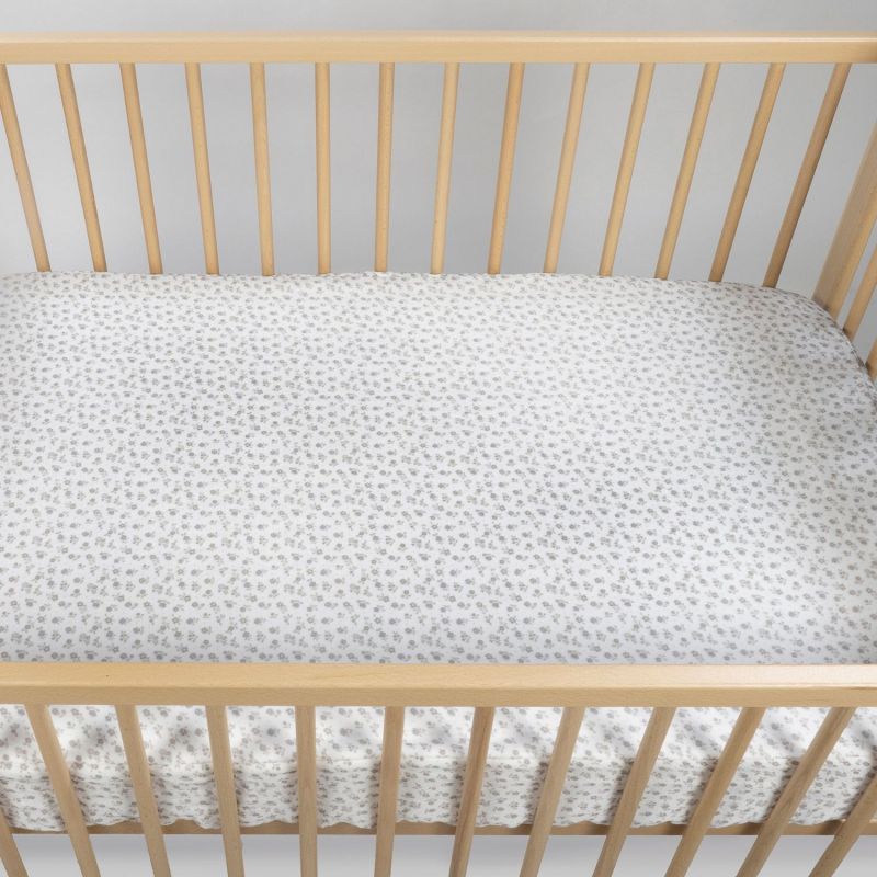 Drap housse pour berceau Little Bloom Fleurs Gris (120x60 cm) Pasito a pasito Ambiance 4