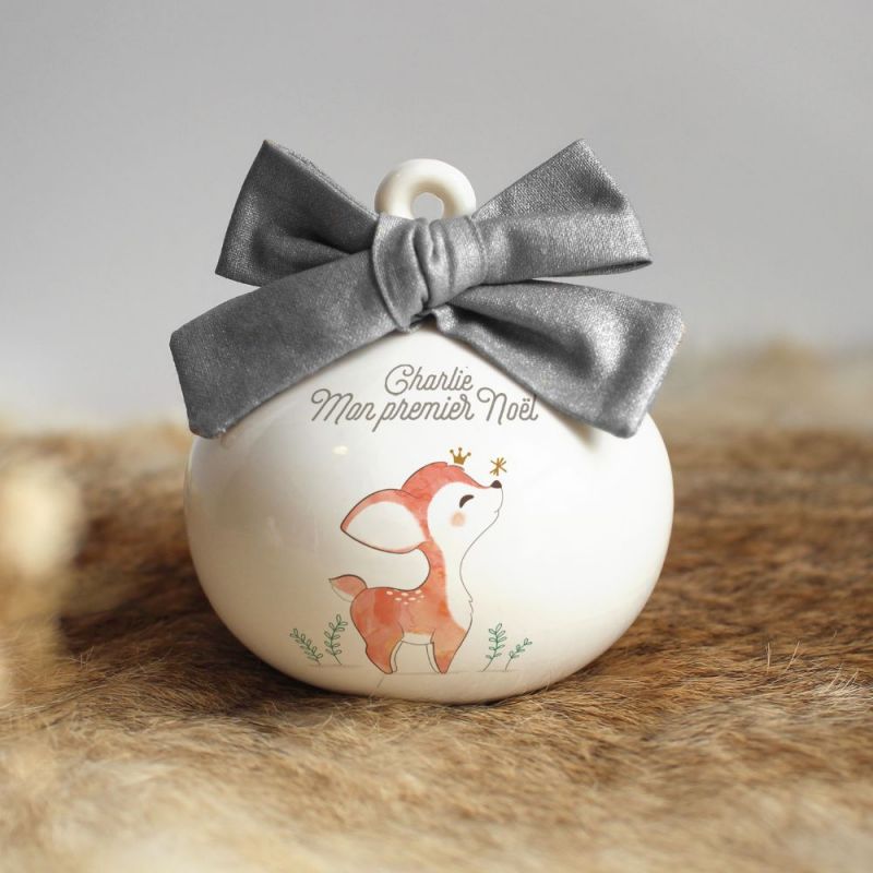 Boule de Noël en porcelaine Petit Faon nœud argenté (personnalisable) Gaëlle Duval
