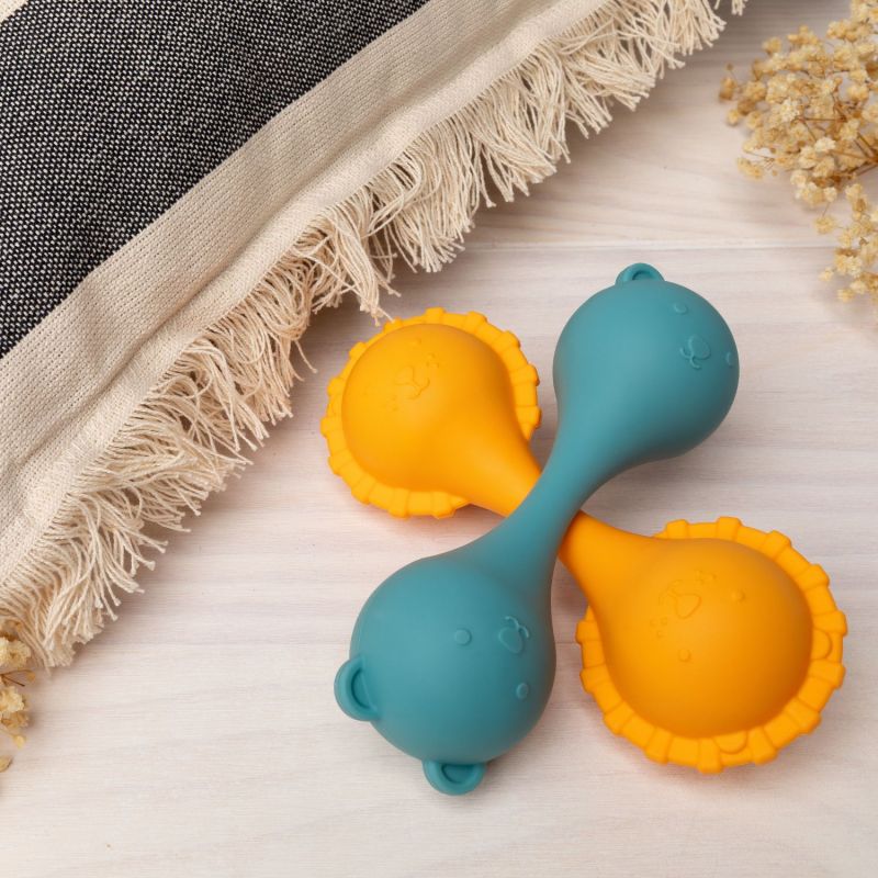 Lot de 2 hochets ours et lion en silicone Little L Ambiance 3
