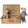 Maman et papa souris dans une boîte à cigares Maileg Produit 3