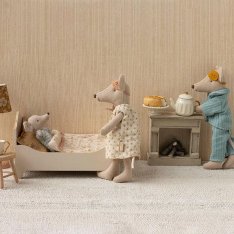 Maman et papa souris dans une boîte à cigares Maileg Ambiance 5