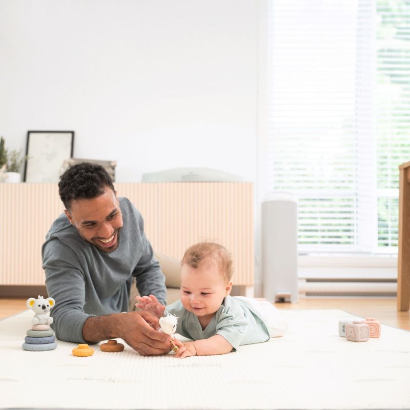 Poubelle à couches Platinium Grise avec recharge Diaper Genie Ambiance 9