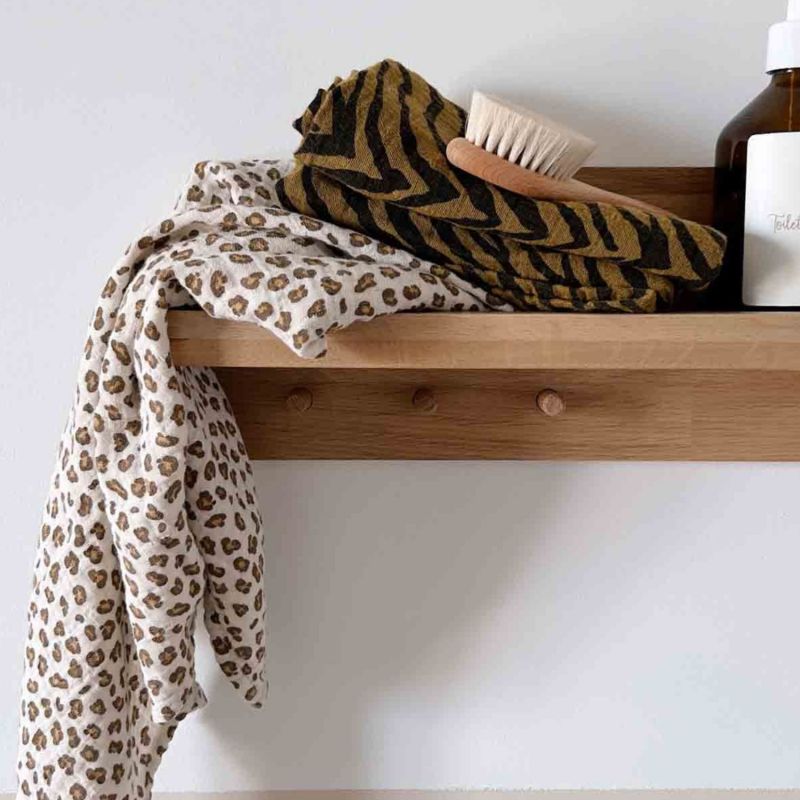 Lange Bianca Mini Léopard Greige (110 x 110 cm) Rose in April Ambiance 5