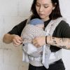 Porte bébé PhysioCarrier V2 Léopard Love Radius Ambiance 5