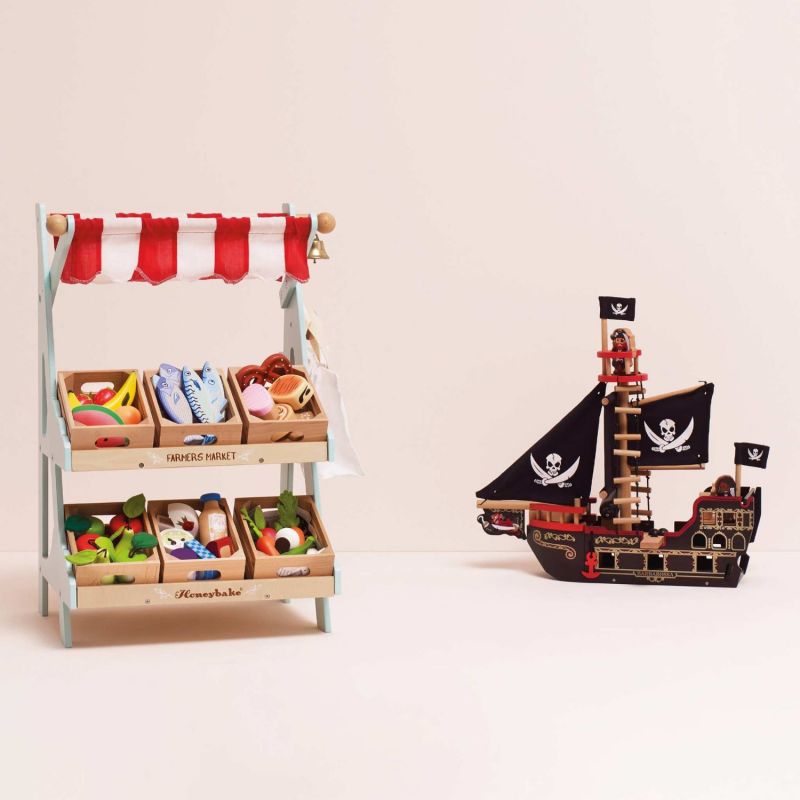 Bateau pirate du capitaine barberousse en bois FSC Le Toy Van Ambiance 8