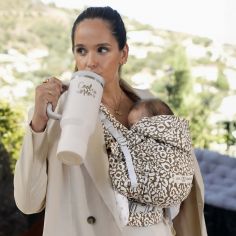 Porte bébé HoodieCarrier 2 Sweet Sauvage