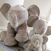 Peluche Ferdinand l'éléphant taupe (25 cm)  par Tartine et Chocolat