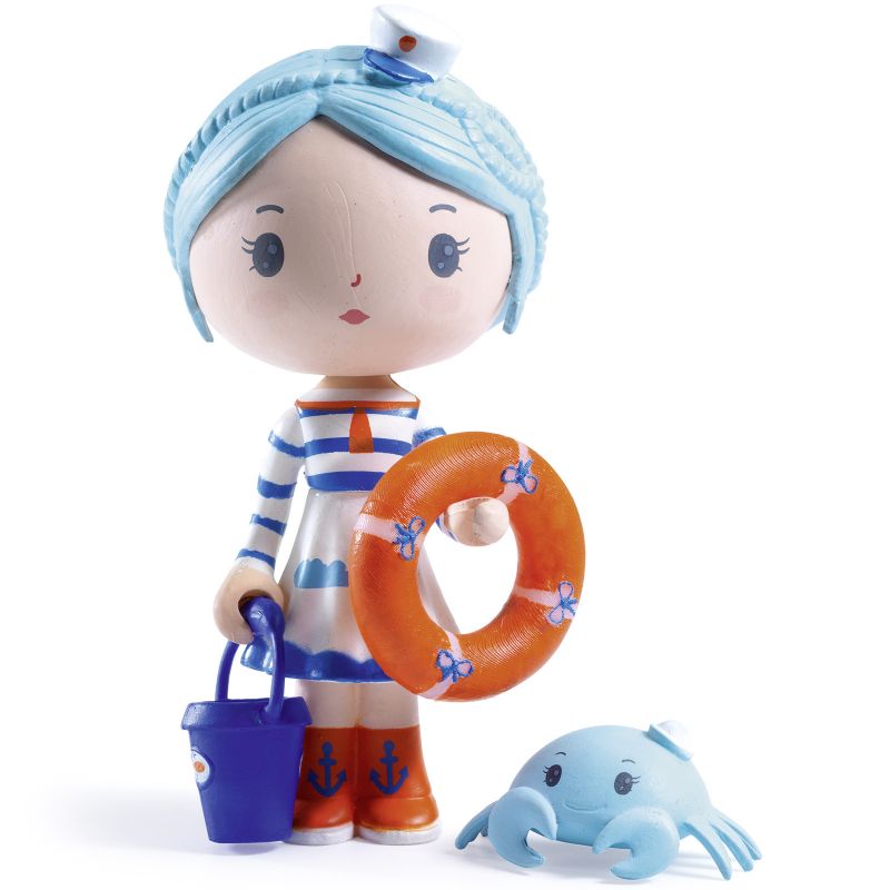 Figurine avec crabe Marinette et Scouic Tinyly Djeco Produit 1 grande taille