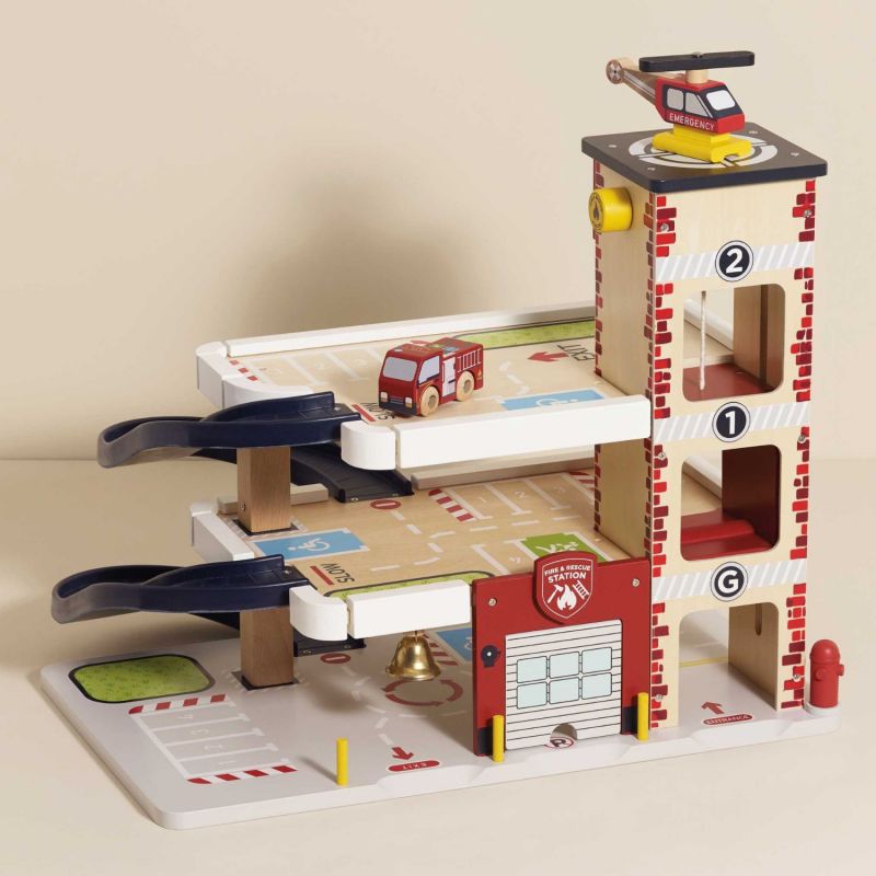 Caserne de pompiers et des secours en bois FSC Le Toy Van Ambiance 7