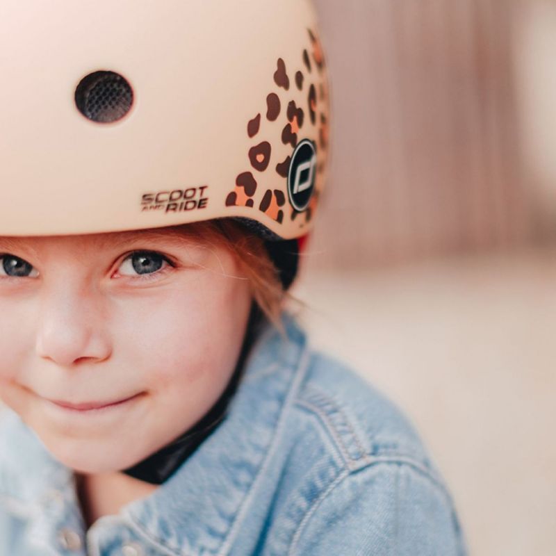 Casque Leopard XXS (45-51 cm) Scoot and ride Ambiance 4