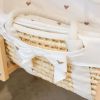 Couffin moïse naturel avec matelas et habillage jersey cœurs Childhome Ambiance 6