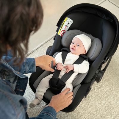 Siège-auto inclinable i-Size ARRA FLEX Biscotti (Groupe 0+)