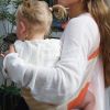Porte bébé enfant Graphic Oange Wildride x Marie Marie Wildride Ambiance 6