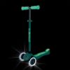 Trottinette Primo Plus phosphorescente Dark Mint Globber Ambiance 2