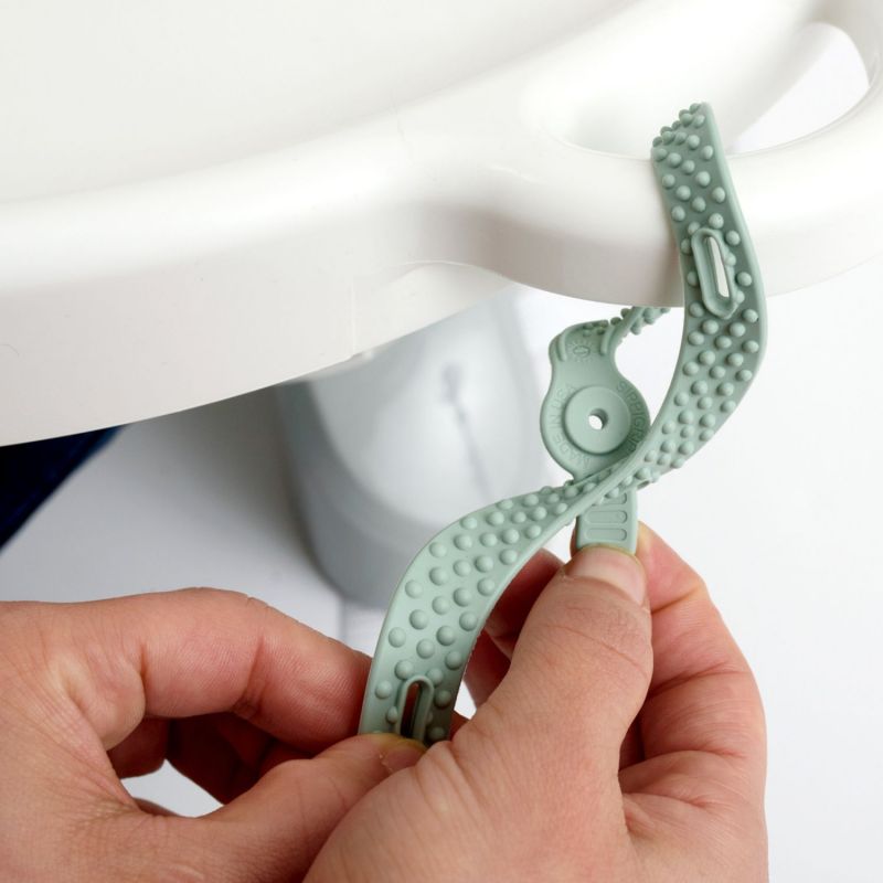 Attache-biberon et gourde sippigrip silicone Vert clair Infantino Ambiance 7
