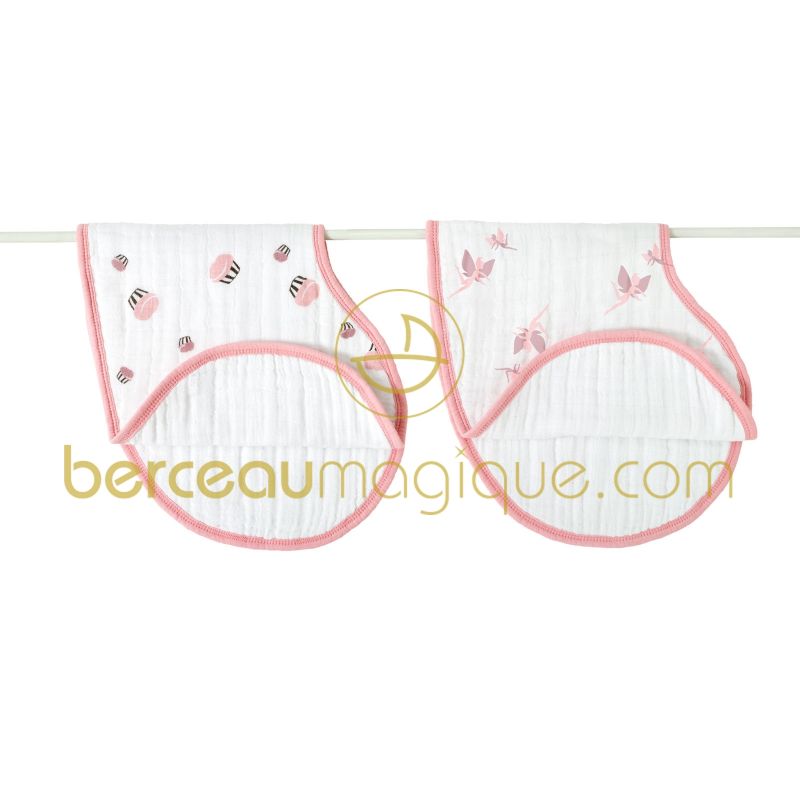 Lot de deux bavoirs en mousseline Dribble ''Baby cakes'' aden + anais