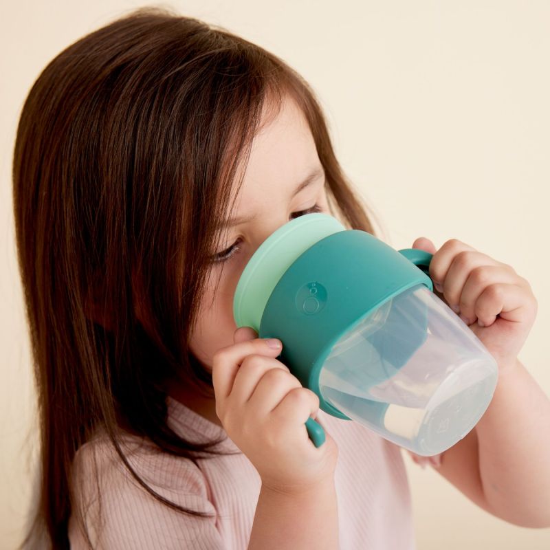 Tasse d'apprentissage 360° Emerald Forest (250 ml) B.Box Ambiance 2