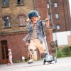 Trottinette Highwaykick 3 S LED Steel Scoot and ride Ambiance 2