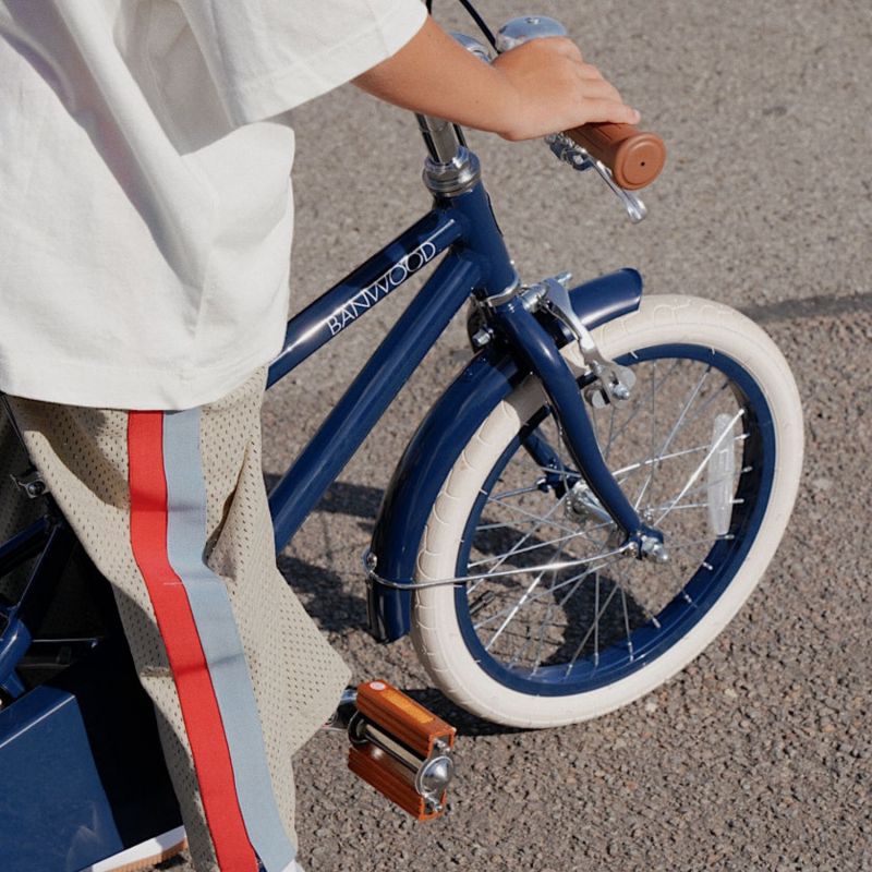 Vélo enfant Classic 14 pouces Navy Banwood Ambiance 8