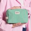 Trousse de toilette Leon Rayures Fines Vert Hindbag Ambiance 2