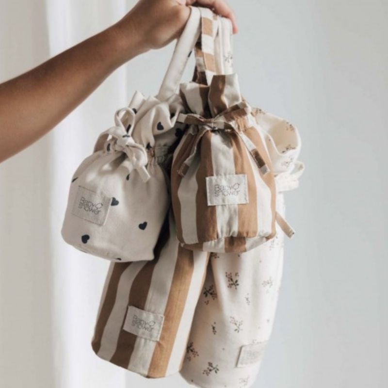Range sucette Bombon Caramel Sailor Babyshower Ambiance 2