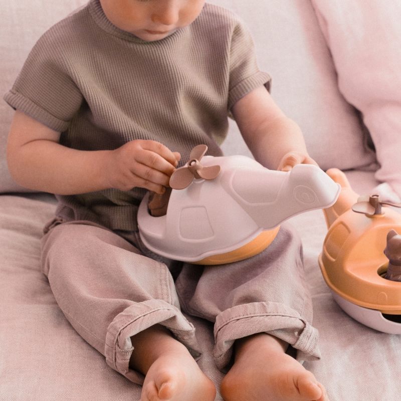 Hélicoptère Bateau Milk Simple Ambiance 2