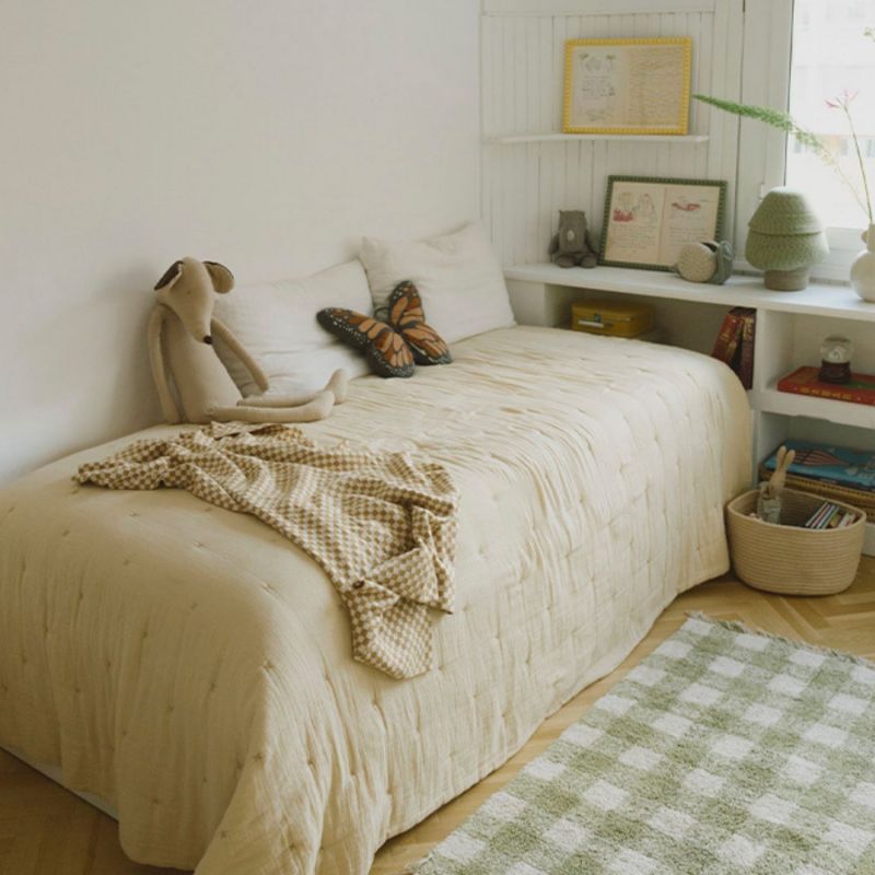 Couverture bébé tricotée Tiles Miel (80 x 100 cm) Lorena Canals Ambiance 2