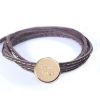 Bracelet cuir Amazone médaille (plaqué or)  par Petits trésors