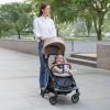 Poussette Stroll Lite Taupe Globber Ambiance 2